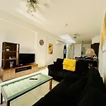 Appartement Sea View Family With Pool