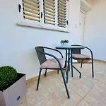 Sea View Family With Pool Апартаменты *