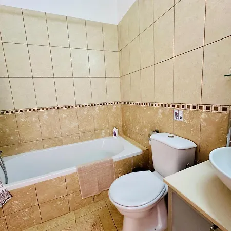 Sea View Family With Pool Apartman