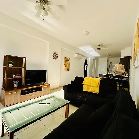 Apartmán Sea View Family With Pool