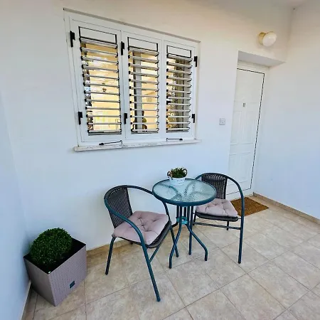 Apartment Sea View Family With Pool *