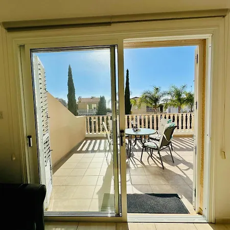 Sea View Family With Pool Kissonerga