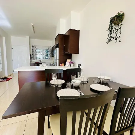 Sea View Family With Pool Апартаменты Киссонерга