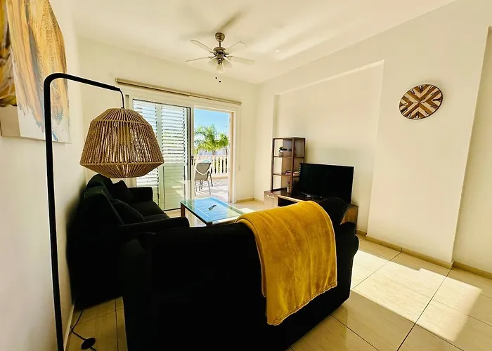 Sea View Family With Pool *