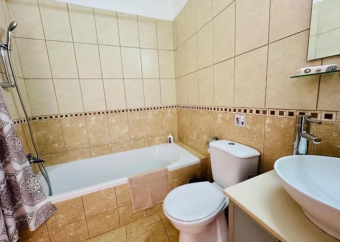 Sea View Family With Pool Apartmán