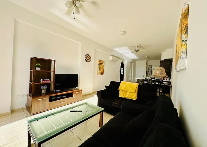 Apartmán Sea View Family With Pool