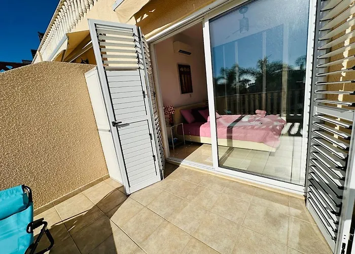 Sea View Family With Pool