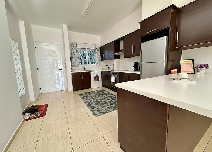 Sea View Family With Pool Apartamento *