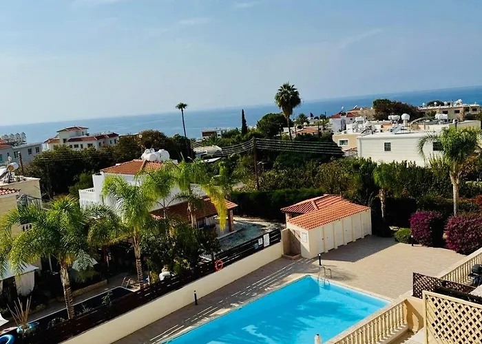 Sea View Family With Pool